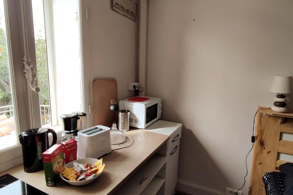 Le Jasmin Airconditioned Studio With Swimming Pool Marseilles